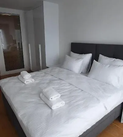 River Walk - Layan Apartmán