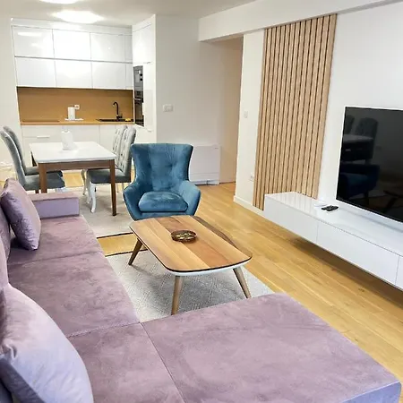 River Walk - Layan Apartmán *